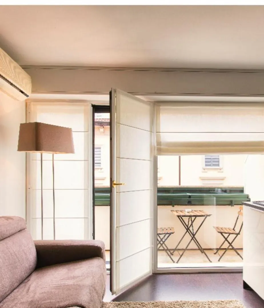 Delightful Two-Room Apartment In Brera Milano 0*,