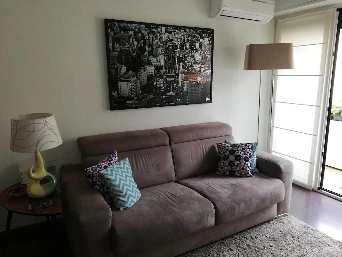 Delightful Two-Room Apartment In Brera ミラノ イタリア